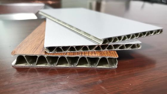 5MM AA3003 asphaltieren zusammengesetzte Wand-Aluminiumumhüllung 1220mm
