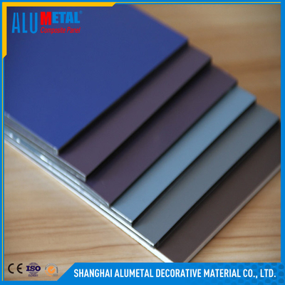Zusammengesetzte Aluminiumplatten-mehrfache Schichten der Gewohnheits-2mm PVDF für Architektur
